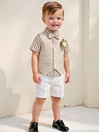 Ensemble de gentleman pour jeunes garçons 3 pièces, chemise blanche à manches courtes, t-shirt, gilet et short pantalon, confortable, pour anniversaire, fête et mariage