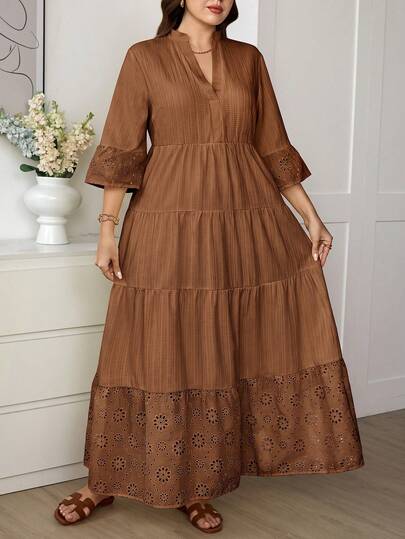 LUNE Robe maxi décontractée de vacances grande taille avec broderie ajourée et patchwork