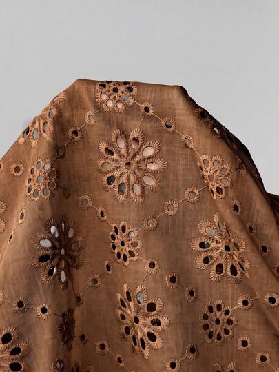 LUNE Robe maxi décontractée de vacances grande taille avec broderie ajourée et patchwork