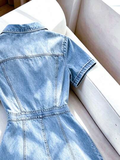 Resyla Nouvelle Arrivée, Style Très Demandé : Tissu Imprimé Spécial, Coupe Régulière, Robe Mini à Manches Courtes et Col Rond pour Femmes