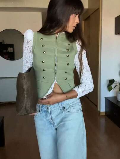 Gilet tricoté style militaire vintage pour femmes, design avec fermeture éclair et boutons devant, top sans manches