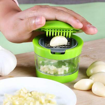 Presse-ail manuel en acier inoxydable pour la cuisine, lame tranchante qui presse rapidement une pâte d'ail fine, prépare les repas facilement et économise du temps et des efforts, amovible pour un nettoyage et un entretien faciles, outil de cuisine prati