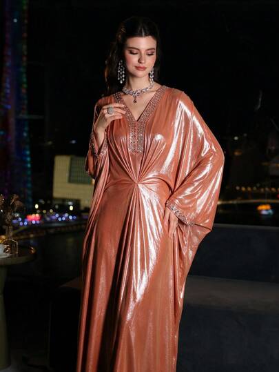 Najma Robe arabe ample et confortable pour femme, ornée de strass