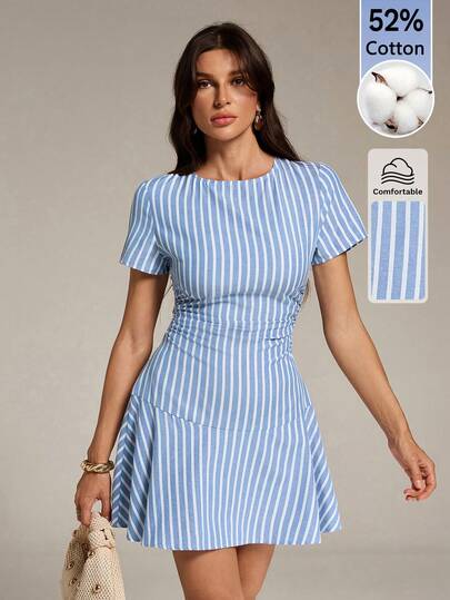 Tall Robe de soirée mini élégante à rayures bleues et blanches, col rond, taille cintrée, manches courtes, style décontracté d'été, chic et modeste, pour femmes grandes