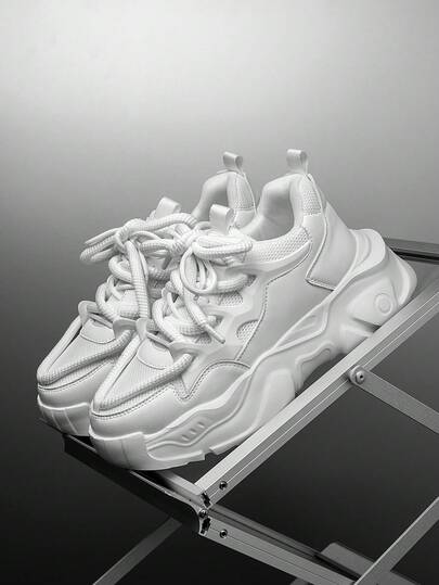 Baskets Épais pour hommes, minimalistes, couleur unie, patchwork en maille, double design à lacets, amortissantes, polyvalentes, de niche, pour l'extérieur, chaussures de course 3D augmentant la taille