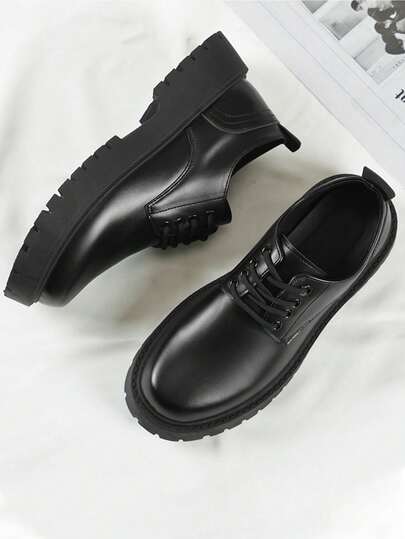 Chaussures Derby à gros orteil, nouveau style pour hommes, semelle épaisse, augmentant la hauteur, décontractées, style britannique, chaussures de travail, chaussures de marche quotidiennes d'affaires