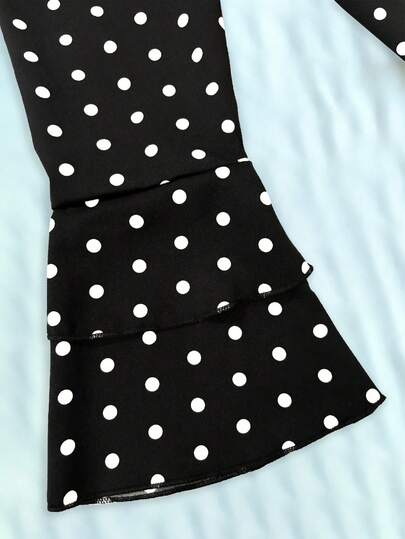 1 pièce Robe mini noire à pois blancs pour femmes, robe mini décontractée et élégante avec ceinture à nouer pour les vacances, les rendez-vous, le printemps, l'été, le début de l'automne