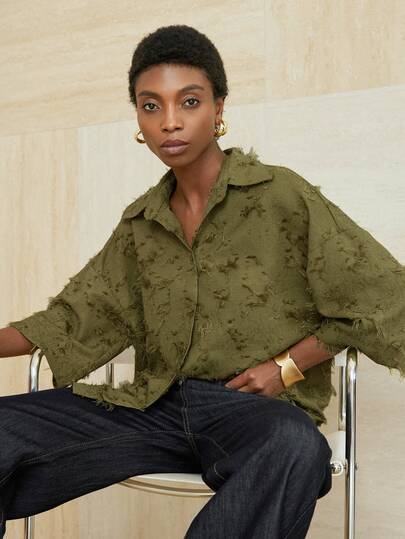 Aveloria Modichic Chemise décontractée à manches 3/4 vert olive, coupe décontractée, col classique, confortable à porter