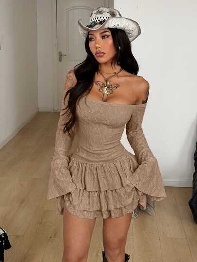 Coolane Robe pour femme douce et à la mode avec découpes ajourées, jacquard, ourlet volanté et épaules dénudées